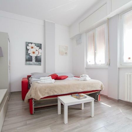 Sweetguestime Apartment Milan Exterior photo